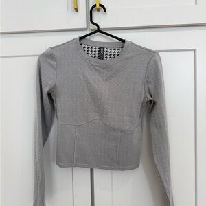 Vuori Silver Long Sleeve Women's Top